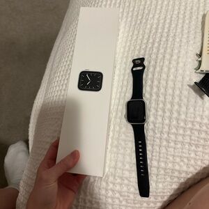 Apple Watch Series 5 40 mm comes with original box, watch cover, charger